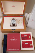 Bild in Galerie-Betrachter laden, Omega Seamaster Aqua Terra 28123037 Box + og. Papiere White Dial, incl. Blue Omega Nato Strap
