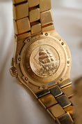 Cargar la imagen en la vista de la galería, Vacheron Constantin Overseas Jumbo 42040 18k Gold, 37mm
