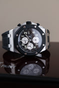 Carica l'immagine nel visualizzatore della galleria, Audemars Piguet Royal Oak Offshore Chronograph 25940SK.OO.D002CA.01 - Detailansicht 1
