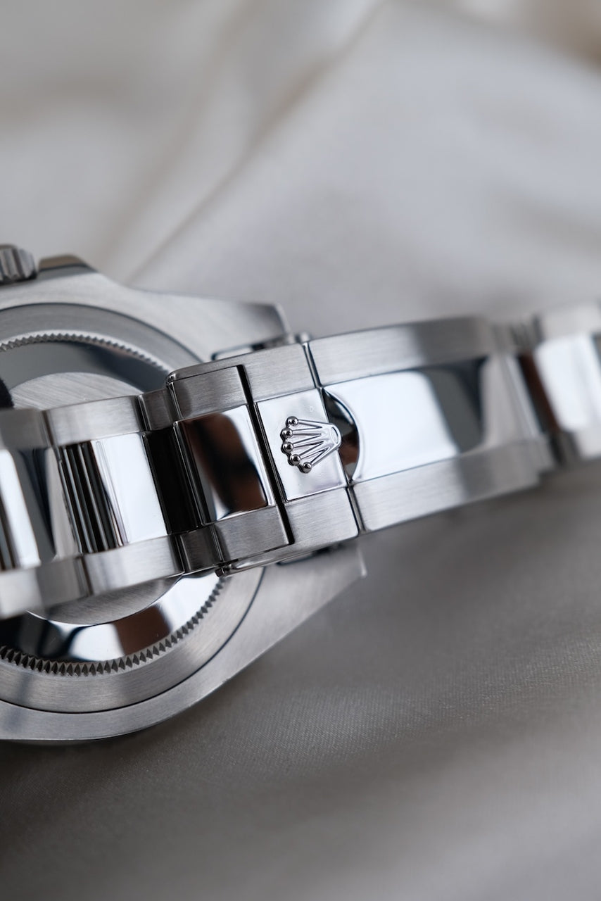 Rolex GMT-Master II 116710LN - Detail view 9