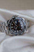 Carica l'immagine nel visualizzatore della galleria, Rolex GMT-Master II 116710LN - Detail view 5

