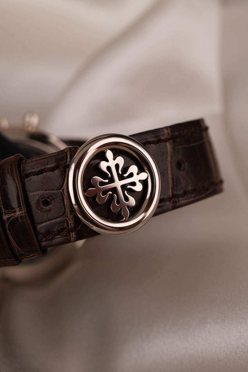 Patek Philippe Complications 5172G-010 Box + og. Papiere Salmon Dial, White Gold, New/Unworn, 2025, 41mm