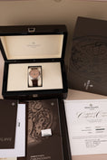 Cargar la imagen en la vista de la galería, Patek Philippe Complications 5172G-010 Box + og. Papiere Salmon Dial, White Gold, New/Unworn, 2025, 41mm
