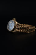 Bild in Galerie-Betrachter laden, Rolex Lady-Datejust 69178 Box + og. Papiere 18k Gold, Blue Diamond Dial, L-Series, 26mm
