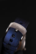 Bild in Galerie-Betrachter laden, H.Moser & Cie Pioneer Tourbillon 3804-1201 Box + og. Papiere Blue Dial, Limited Edition x/50
