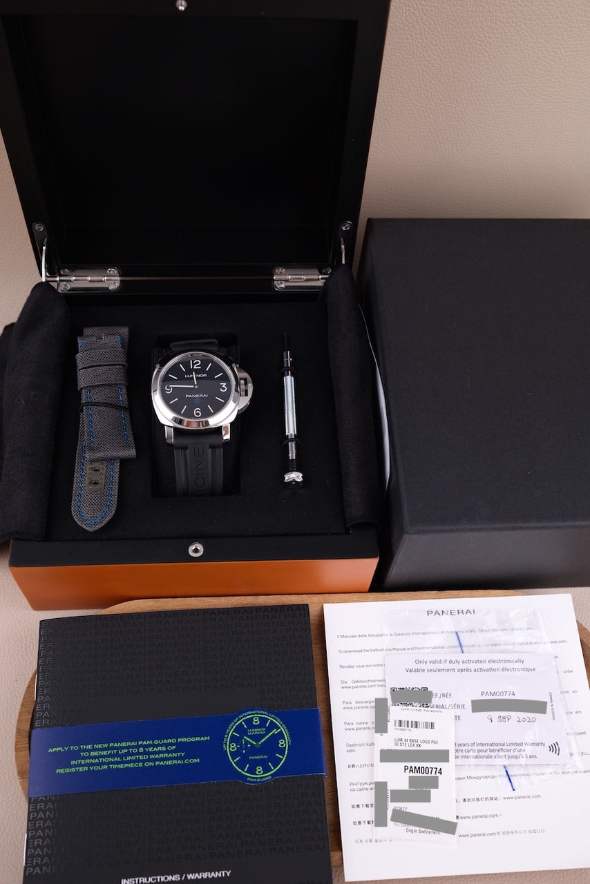 Panerai Luminor Base Logo PAM00774 - Papers and documentation