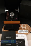 Cargar la imagen en la vista de la galería, Panerai Luminor 8 Days PAM00795 Box + og. Papiere
