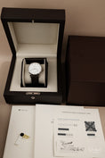 Cargar la imagen en la vista de la galería, Glashütte Senator Excellence Panorama Big Date 1-36-03-05-02-31 Box + og. Papiere German Delivered
