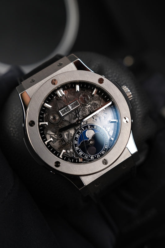 Hublot Classic Fusion Aerofusion Moonphase 547.NX.0170.LR Box + og. Papiere Titanium, Hublot Warranty 07/2026 42mm, 2023