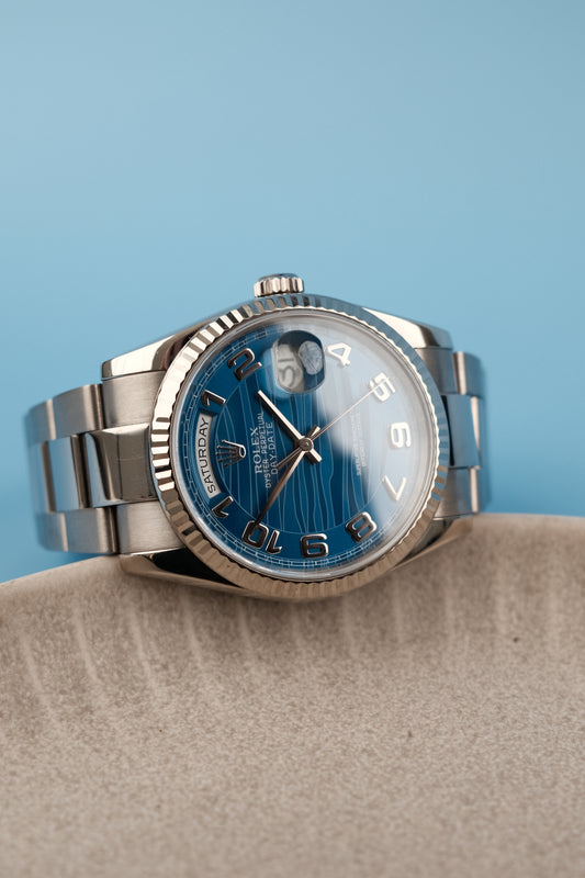 Rolex Day-Date 36 118239 Original Papiere Blue Wave Dial, White Gold, Serviced